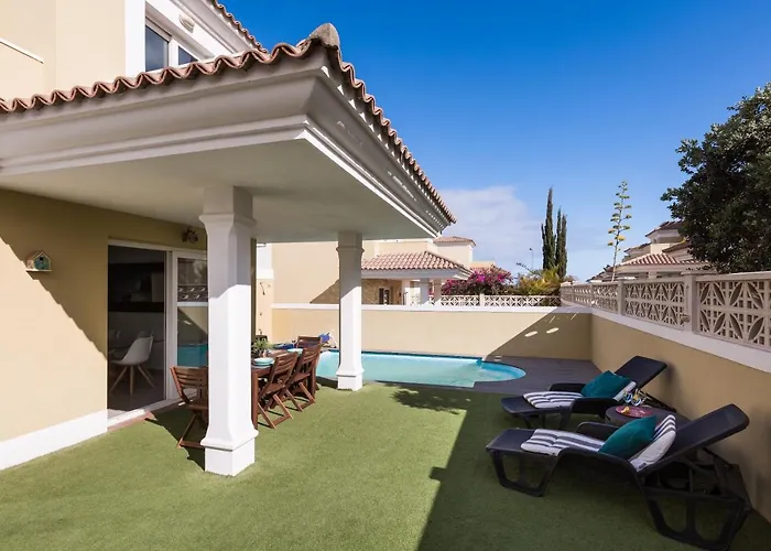 Home2Book Villa Fiona Private Pool & Wifi